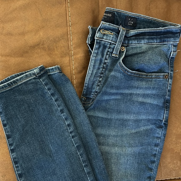 Lucky Jeans - Picture 2 of 3